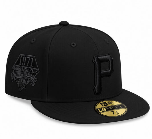 Gorra Piartas All Black Cerrada talla 71/4 New Era 1.1