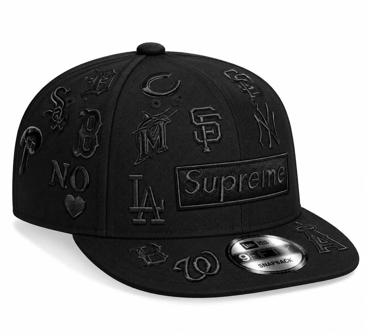 Gorra Supreme MLB All Black Ajustable New Era 1.1