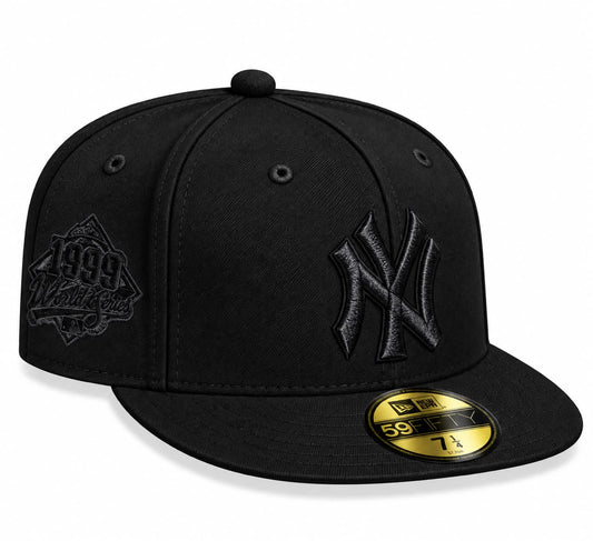 Gorra Yankees All Black Cerrada talla 7 1/4 New Era 1.1